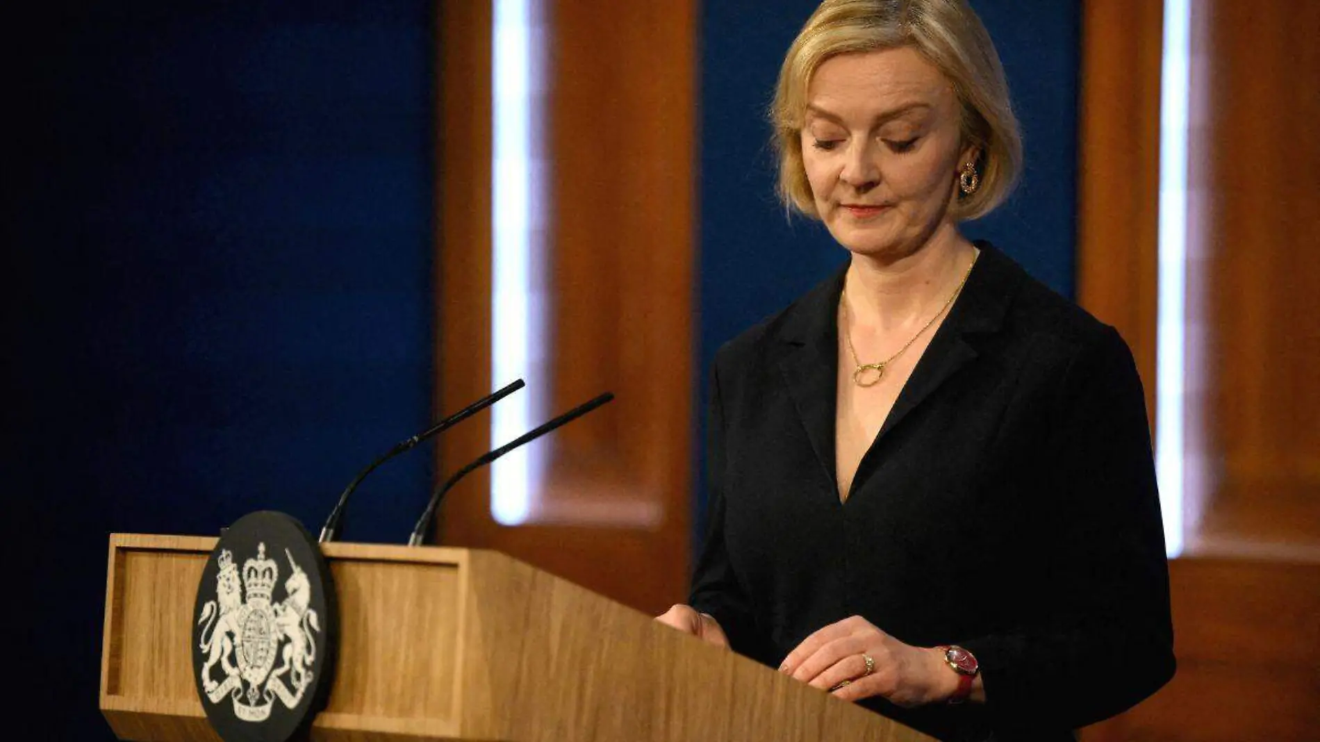 Aumenta presión de diputados conservadores de Reino Unido para renuncia de Liz Truss